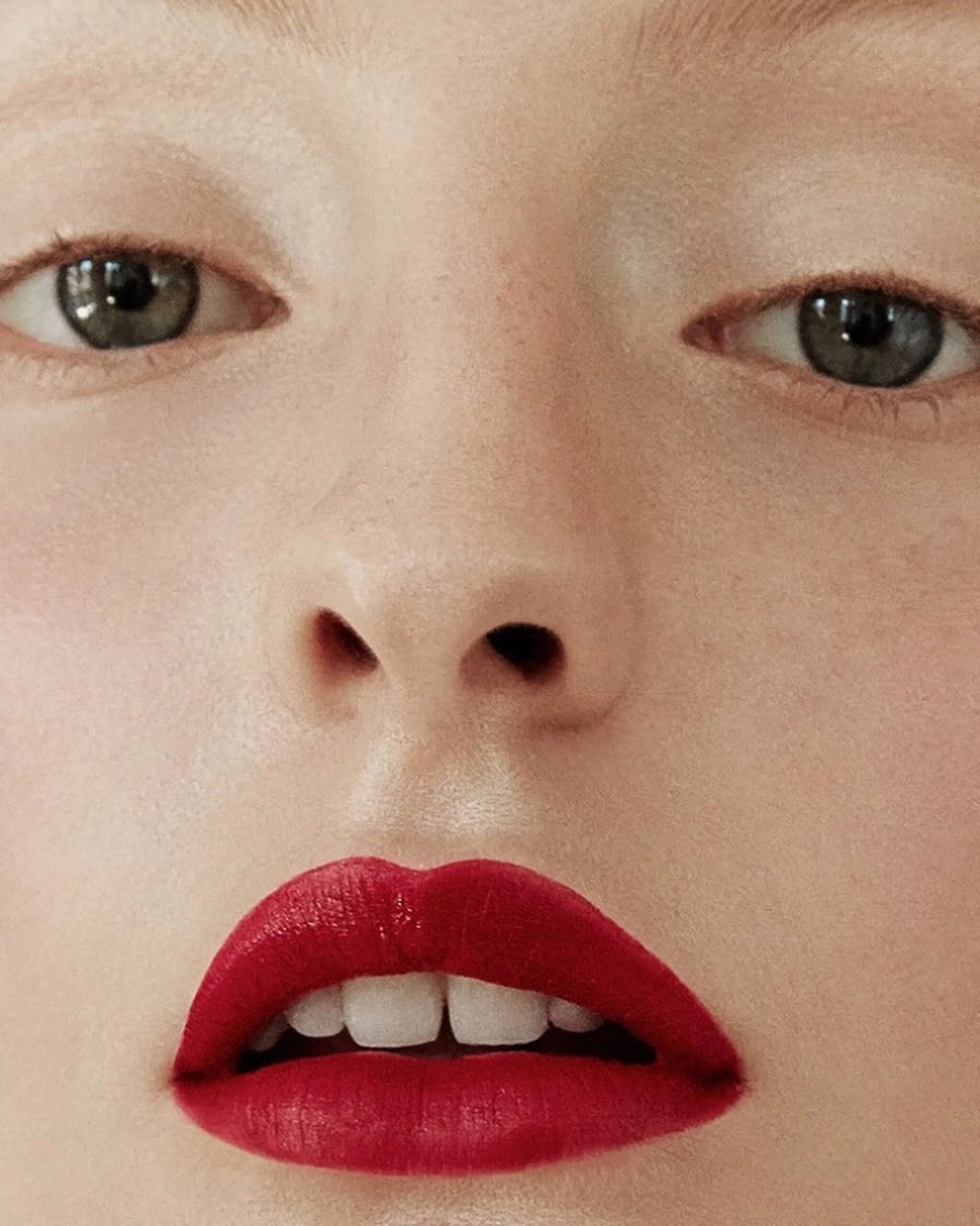 Beauté /w Katie Thompson